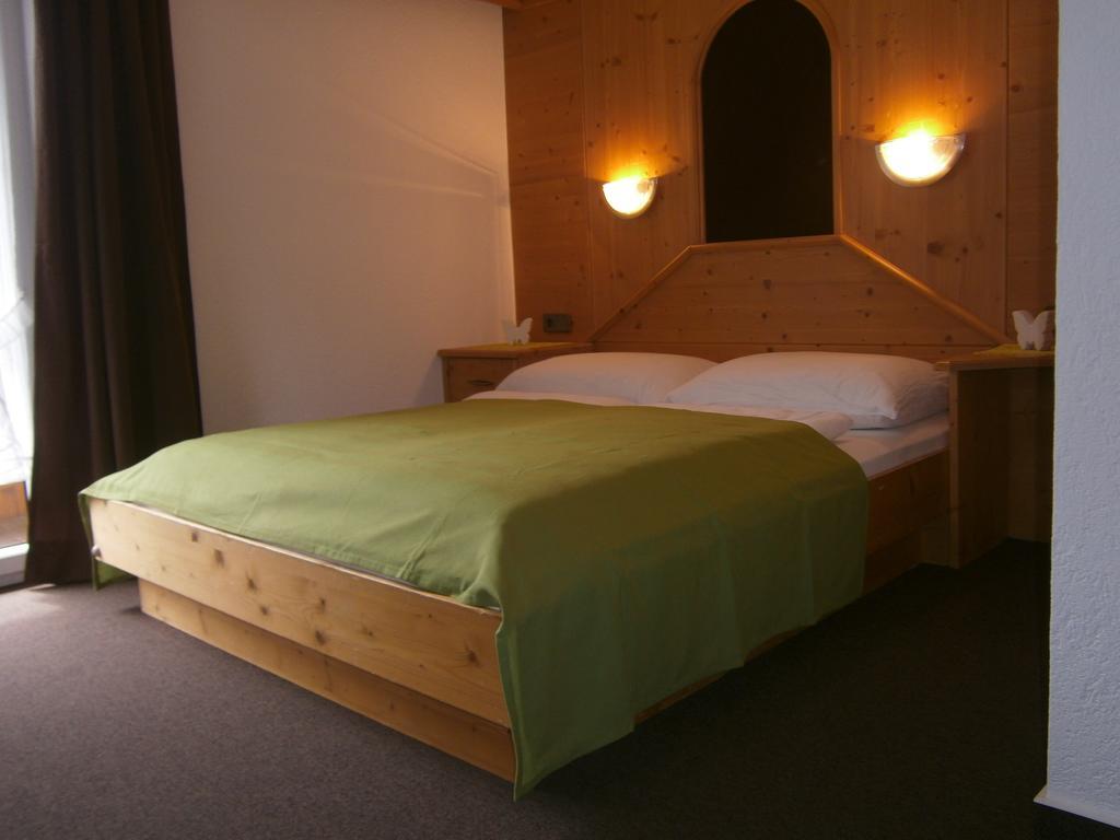 Haus Wiesenheim Fw Oetztal Längenfeld Zewnętrze zdjęcie