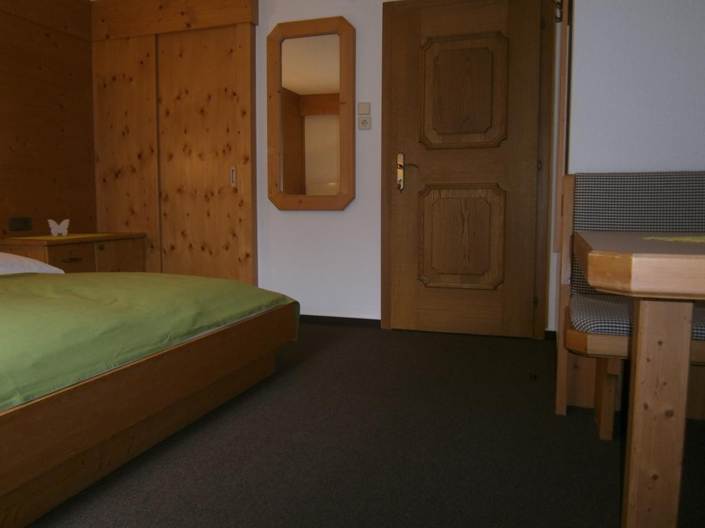Haus Wiesenheim Fw Oetztal Längenfeld Zewnętrze zdjęcie