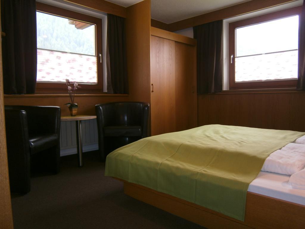 Haus Wiesenheim Fw Oetztal Längenfeld Zewnętrze zdjęcie